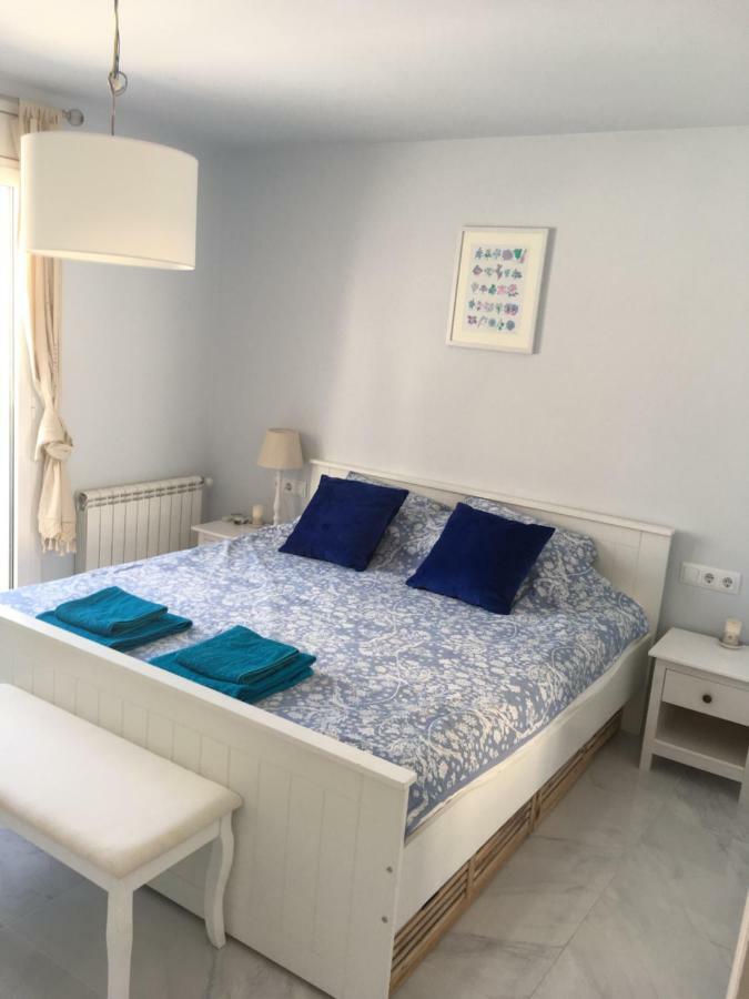 2 Bedroom Apartment In The Old Town, Close To The Beach L' Escala Kültér fotó
