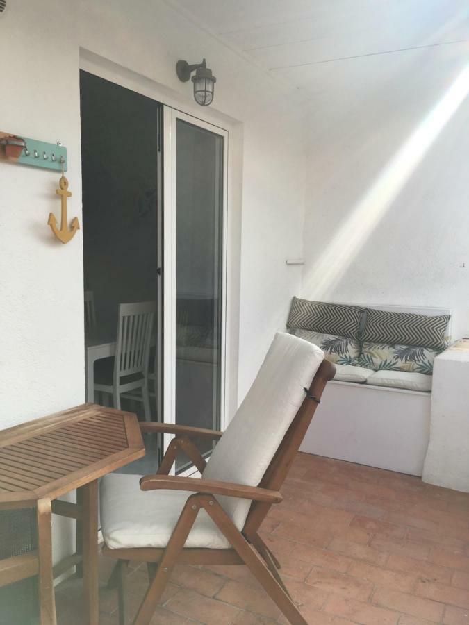 2 Bedroom Apartment In The Old Town, Close To The Beach L' Escala Kültér fotó